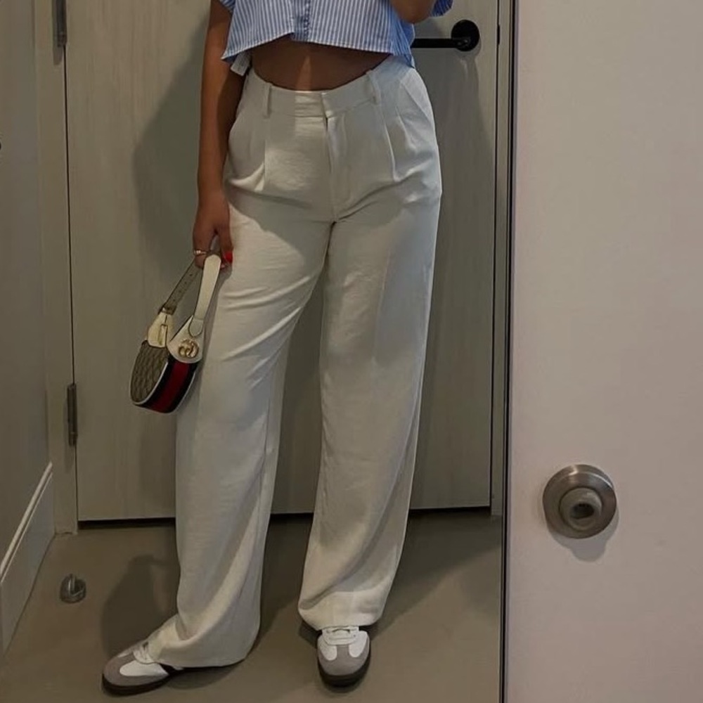 Aritzia Cream Women's Trousers